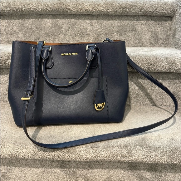 Michael Kors bag - Picture 1 of 8